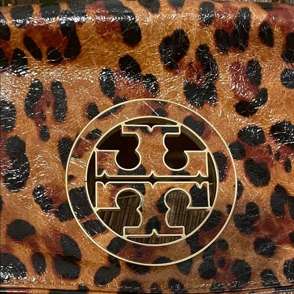 Tory Burch Leopard-Print Patent Leather Shoulder Bag with Gold Logo - Picture 7 of 11